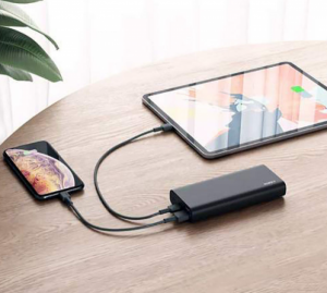 aukey-pb-xd13-20000mah-power-bank-3